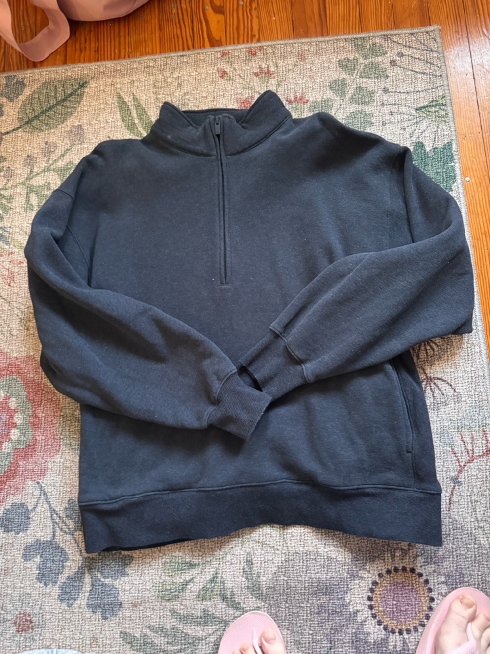 Aritzia Women’s Navy Half-Zip Sweater